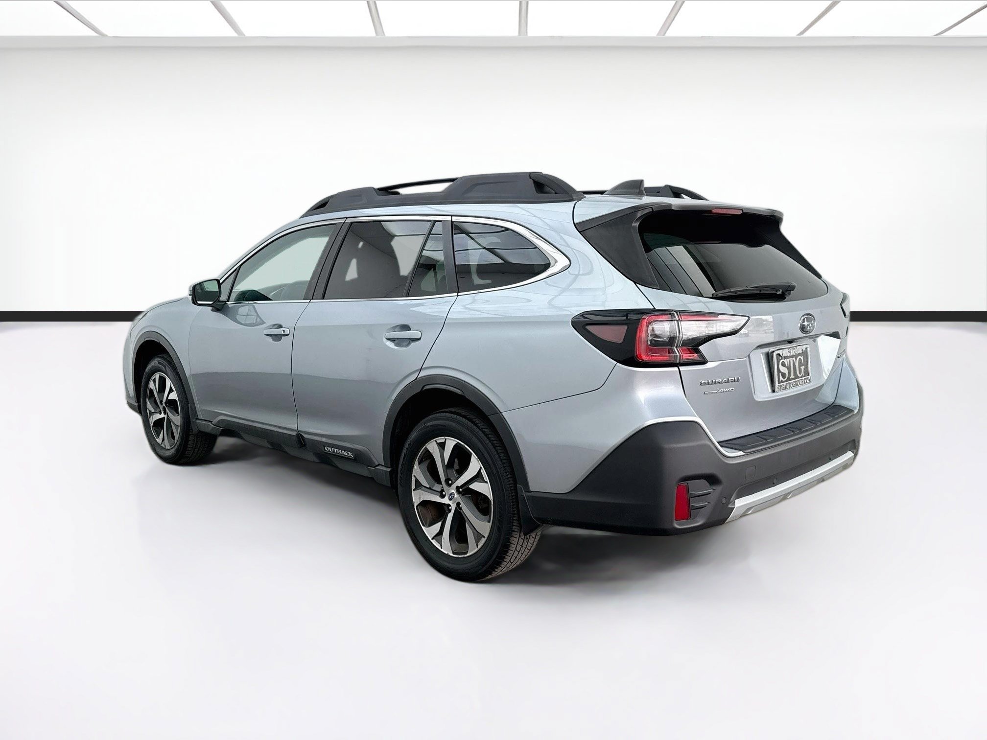 Used 2020 Subaru Outback Limited AWD/4WD image 6