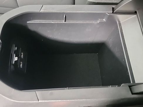 Used 2019 Toyota RAV4 XLE w/ All Weather Liner Package AWD/4WD image 34