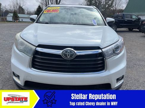 Used 2016 Toyota Highlander Limited Platinum image 3