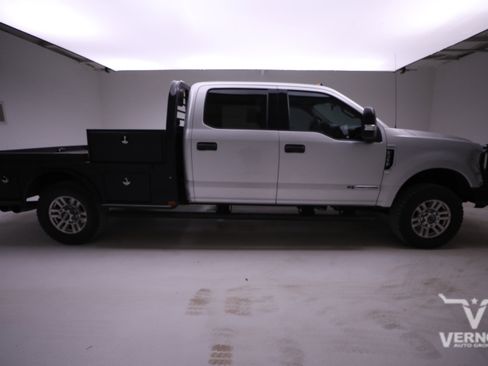 Used 2019 Ford F350 XLT w/ XLT Value Package image 5
