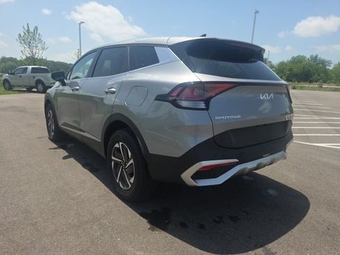 Used 2023 Kia Sportage LX AWD/4WD image 14