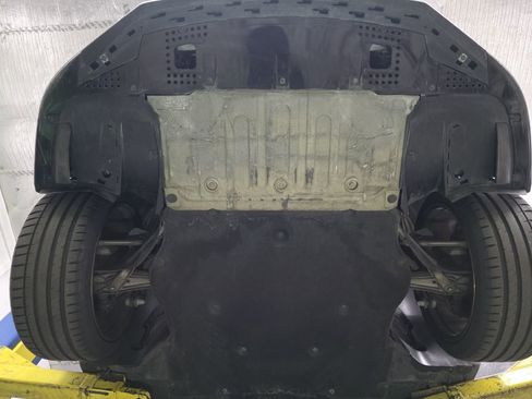 Used 2014 Porsche 911 Carrera image 24