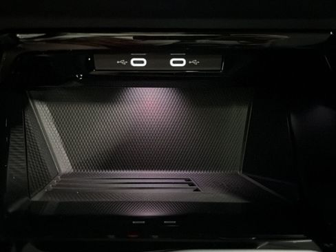 New 2026 Volkswagen GTI SE FWD image 30