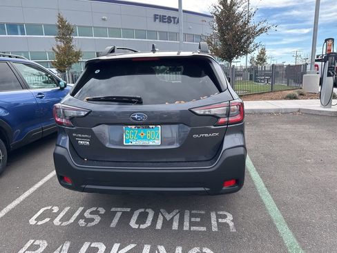 Certified 2025 Subaru Outback Premium image 5