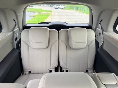 Used 2014 Mercedes-Benz GL 450 4MATIC image 12