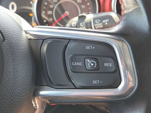 Used 2022 Jeep Wrangler Unlimited Rubicon AWD/4WD image 13