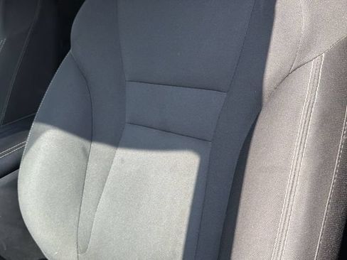 Used 2023 Nissan Rogue S AWD/4WD image 9
