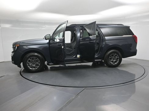 Certified 2025 Ford Expedition Max Active AWD/4WD image 36