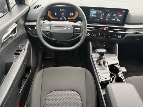 New 2026 Kia Sportage LX FWD image 16