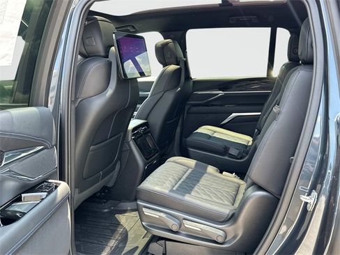 New 2026 Cadillac Escalade IQ Sport 1 w/ LPO, ONYX Package image 11