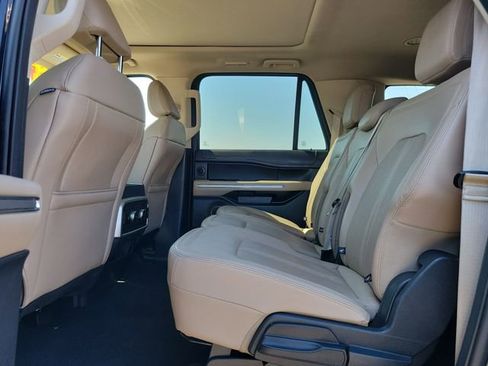 Used 2024 Ford Expedition Max Limited RWD image 12