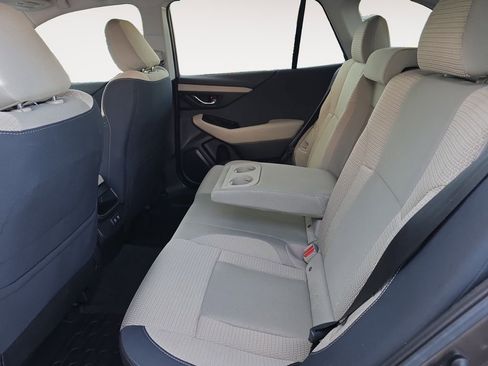 Used 2021 Subaru Outback Premium image 13