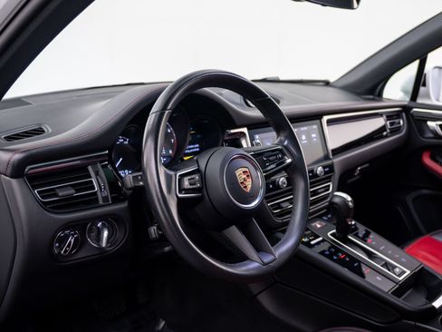 Used 2023 Porsche Macan S AWD/4WD image 20