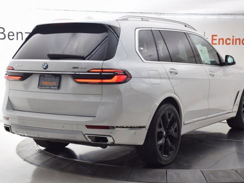 Used 2023 BMW X7 xDrive40i w/ Parking Assistance Package image 6