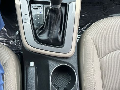 Used 2018 Hyundai Elantra SEL w/ Cargo Package FWD image 20