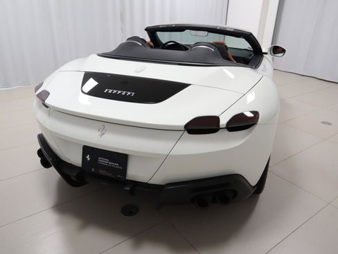 Certified 2024 Ferrari Roma Spider image 11
