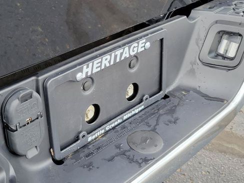 Used 2024 RAM 1500 Classic SLT AWD/4WD image 31