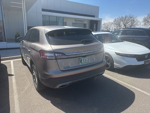 Used 2020 Lincoln Nautilus Premier w/ Equipment Group 101A image 6