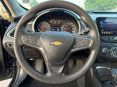 Used 2024 Chevrolet Malibu LT FWD image 26