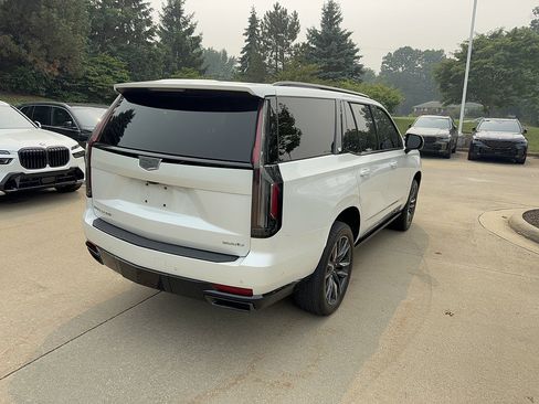 Used 2023 Cadillac Escalade Sport w/ Touring Package AWD/4WD image 3