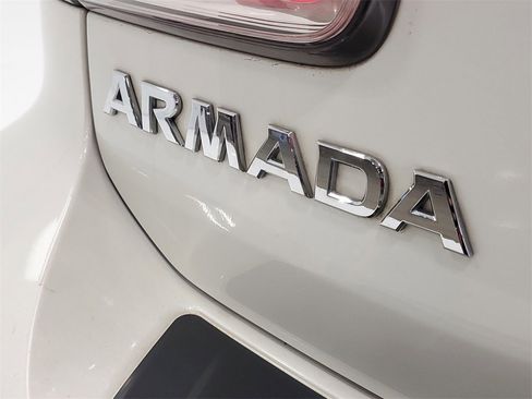 Used 2020 Nissan Armada SL w/ Premium Package image 7