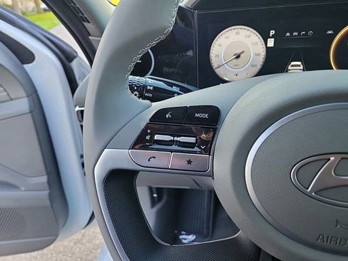New 2025 Hyundai Elantra SEL FWD image 21