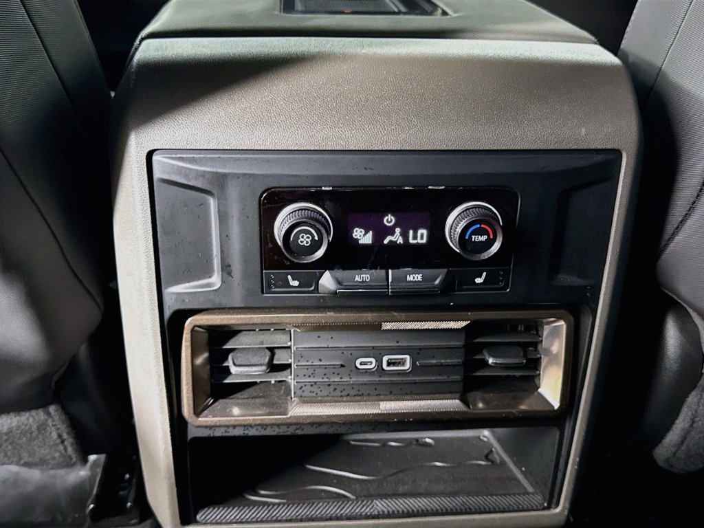 Used 2024 GMC Hummer EV 2X w/ LPO, Illumination Package AWD/4WD image 28