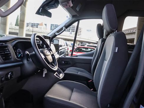 Used 2024 Ford Transit 350 XLT image 15