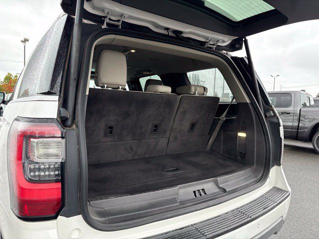 Used 2018 Ford Expedition Limited w/ Equipment Group 301A AWD/4WD image 15
