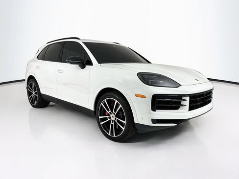 Certified 2026 Porsche Cayenne S AWD/4WD image 7