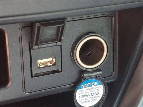 Used 2021 Toyota 4Runner SR5 Premium image 24