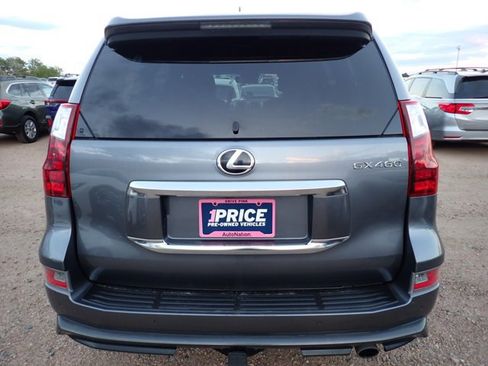 Used 2021 Lexus GX 460 Premium w/ Accessory Package AWD/4WD image 3