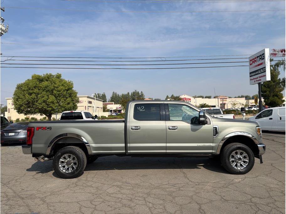 Used 2019 Ford F350 XLT w/ XLT Premium Package AWD/4WD image 4