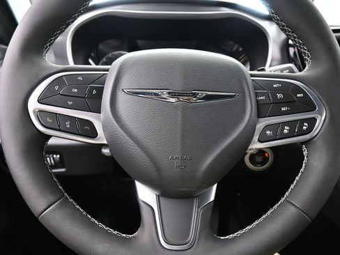 New 2026 Chrysler Pacifica Select image 22