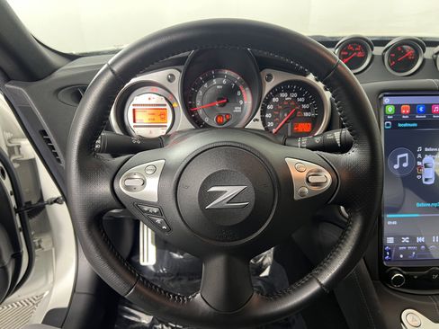 Used 2012 Nissan 370Z Touring w/ Sport Pkg image 27