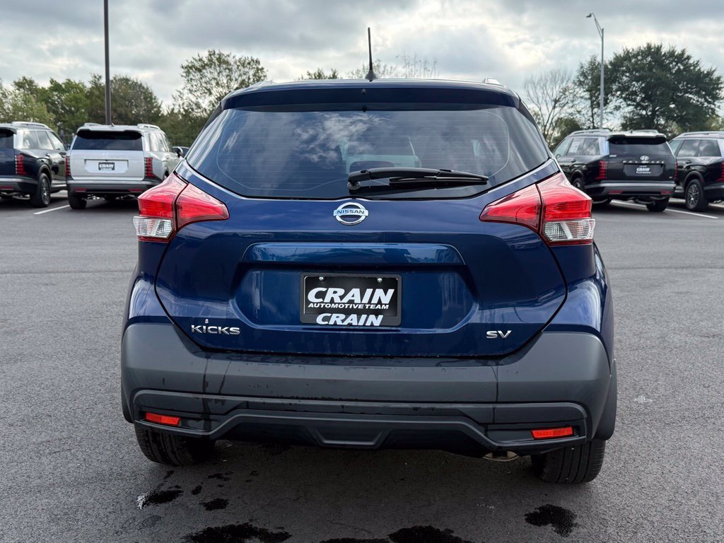 Used 2018 Nissan Kicks SV FWD image 6