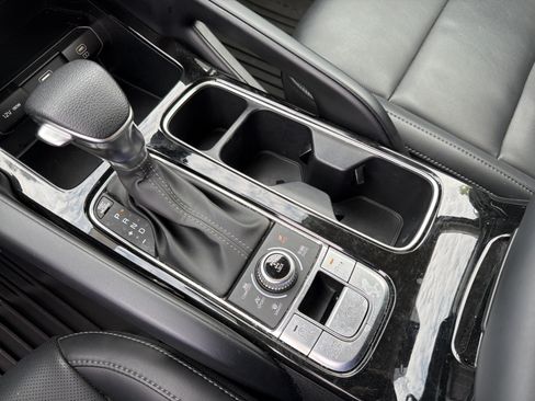 Certified 2024 Kia Telluride LX AWD/4WD image 15