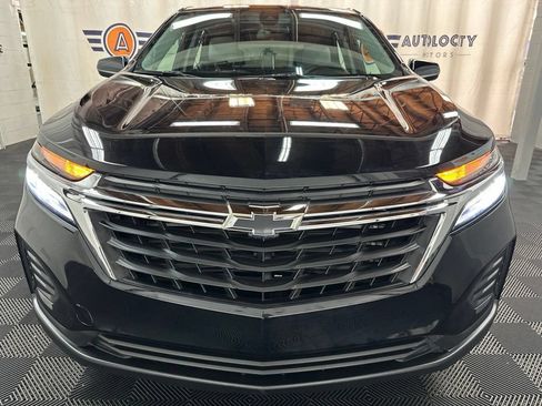 Used 2024 Chevrolet Equinox LS w/ Midnight Edition AWD/4WD image 3