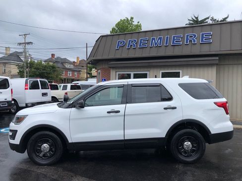 Used 2017 Ford Explorer 4WD Police Interceptor image 3