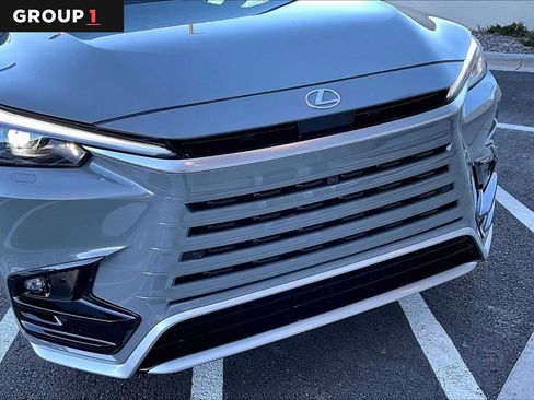 Used 2026 Lexus TX 500h AWD image 30