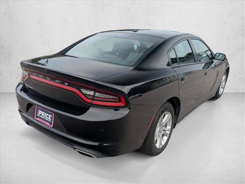 Used 2022 Dodge Charger SXT w/ Leather Interior Group RWD image 5