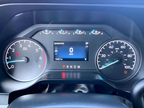 Used 2025 Ford F250 XL AWD/4WD image 26