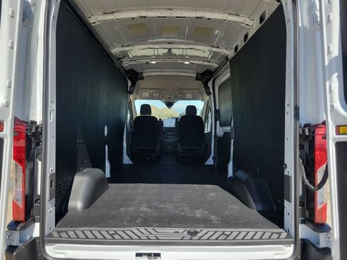 New 2026 Ford Transit 250 148 Medium Roof RWD image 20