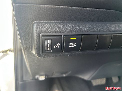 Certified 2025 Toyota Corolla LE FWD image 28
