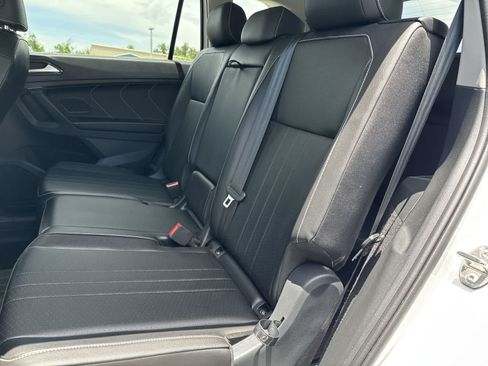 Used 2024 Volkswagen Tiguan SE FWD image 26