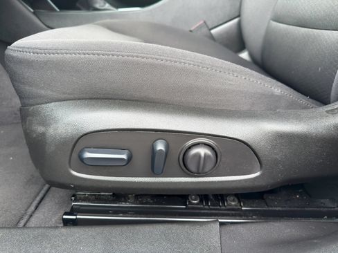 Used 2024 Chevrolet Malibu LT FWD image 18