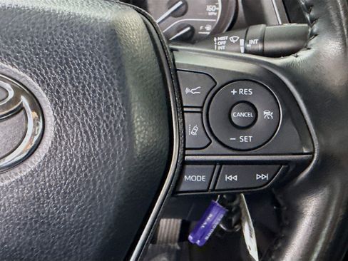 Used 2023 Toyota Camry SE FWD image 15