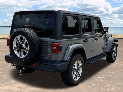 Used 2020 Jeep Wrangler Unlimited Sahara w/ LED Lighting Group AWD/4WD image 7