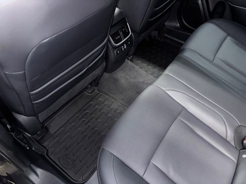 Certified 2025 Subaru Outback Limited image 36