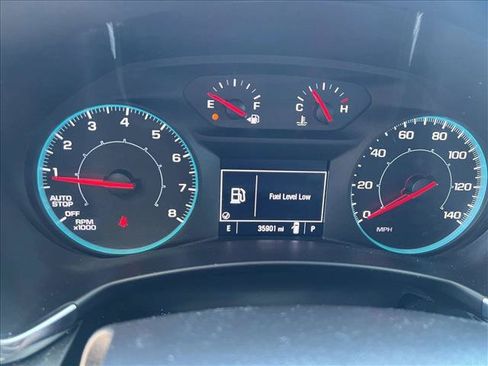 Used 2023 Chevrolet Equinox LS FWD image 10